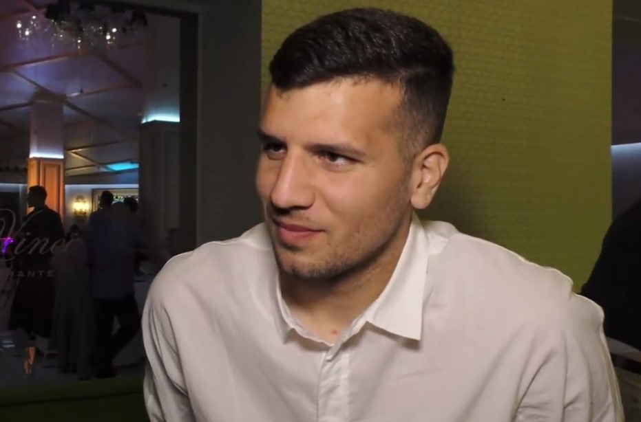 Din ce a făcut avere milionarul român de 32 de ani. Acum construiește un castel în România