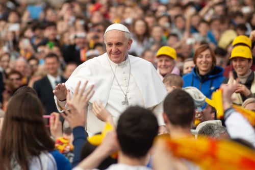 Papa Francisc transmite mesaje de Paște și solidaritate pentru victimele inundațiilor din Brazilia