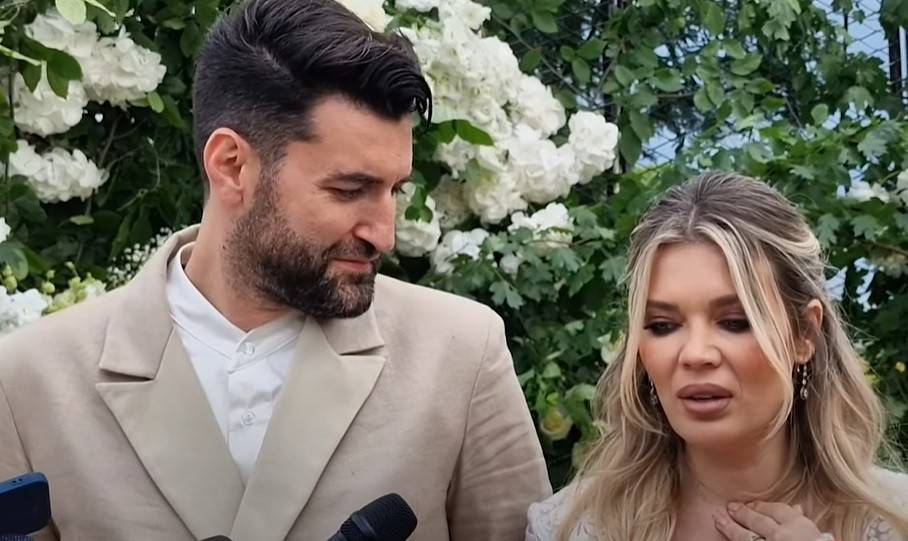 Smiley și Gina Pistol, detalii interesante despre nuntă. Primele declarații în calitate de soț și soție: „Am plâns la cununia religioasă”