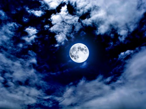 5 mai - eclipsă de Lună în Scorpion: umbrele sufletului ies la suprafață