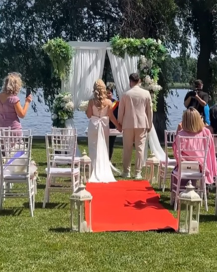 Emi de la Noaptea Târziu și Mădălina s-au căsătorit. Primele imagini de la eveniment