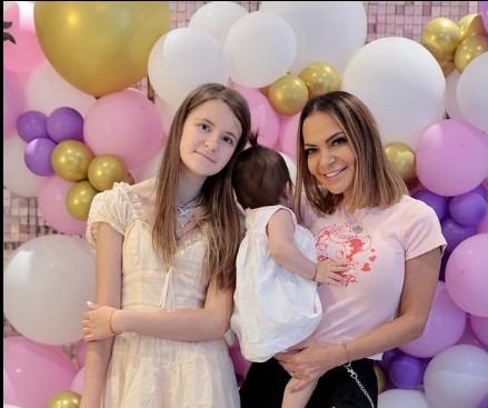 Andreea Antonescu, despre rolul de mamă. Cine îi oferă ajutor: „Nu e ușor să crești doi copii!