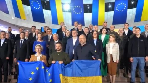 Reuters: Miza summitului UE - Ucraina. Ce piedici ar putea întâmpina Volodimir Zelenski