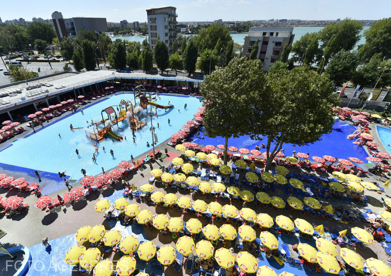 Sfânta Maria 2023 la munte și la mare. Hotelierii se întrec în oferte: cât costă o noapte în Mamaia, într-un hotel de 4 stele