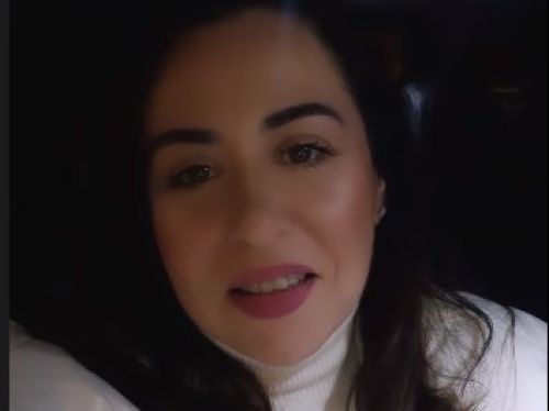 Ce mărime poartă Oana Roman. Internauții au acuzat-o că minte: „Una mi-a zis să-i trimit eticheta”