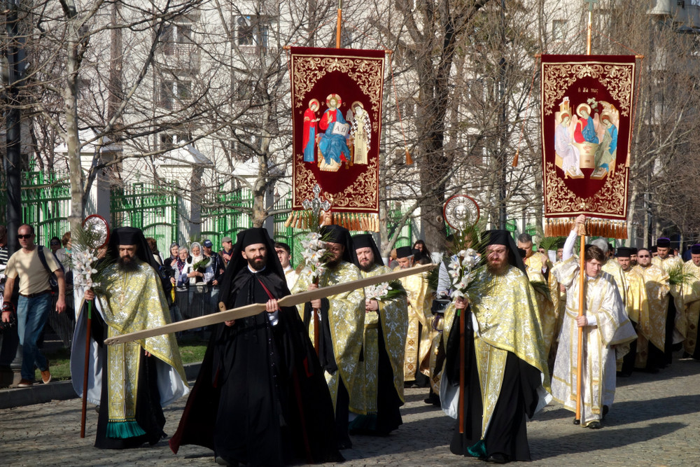 Restricții de circulație în Capitală cu ocazia procesiunii de Florii. Zonele în care șoferii nu vor avea voie să circule