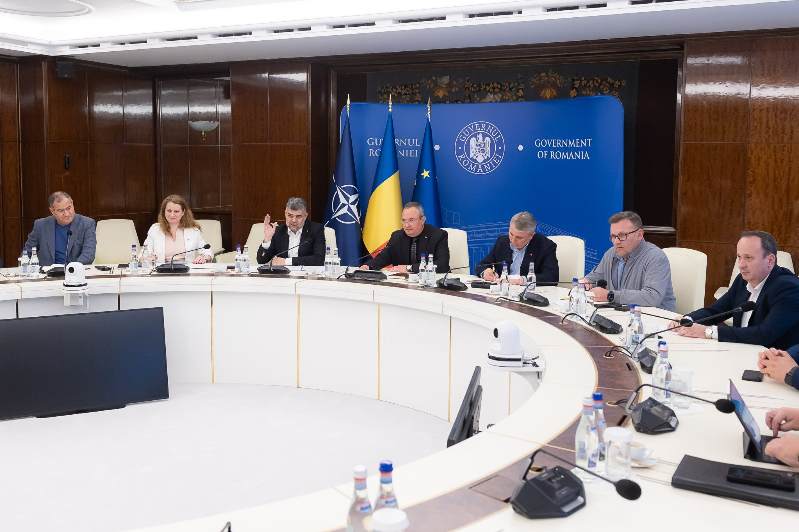 Greva profesorilor blochează rotativa. PSD a suspendat negocierile: cât vrea să amâne schimbarea de premier