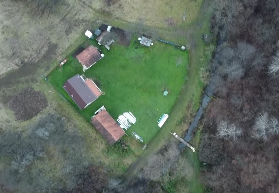 Satul din România cu un singur locuitor. E un adevărat colț de rai