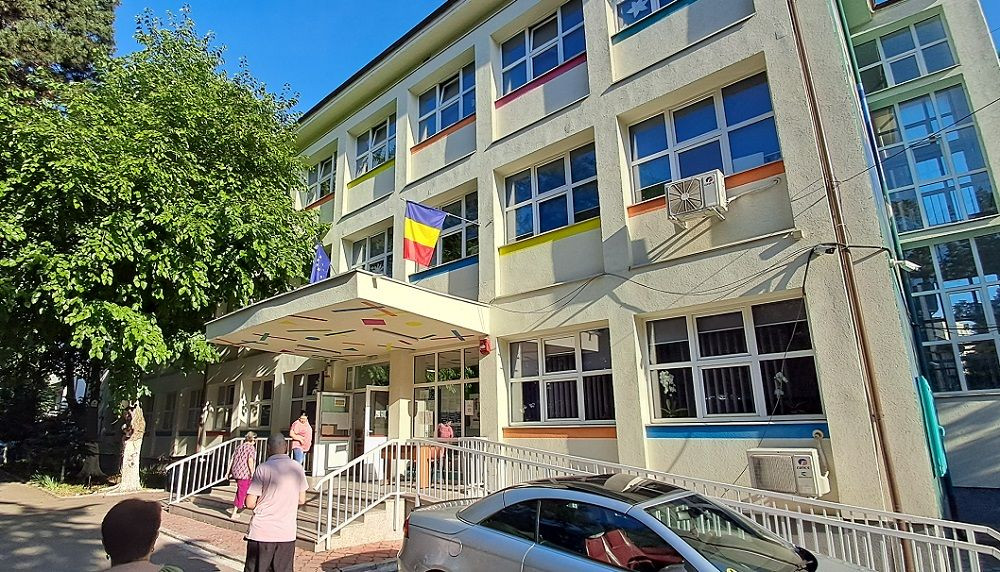 Românii sfidează "mafia" la urne, dar ce descoperă acolo te va surprinde