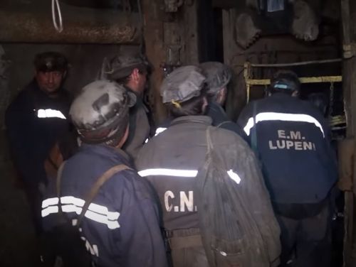 Minerii ies în stradă. Mii de angajați ai Complexului Energetic Oltenia amenință cu proteste