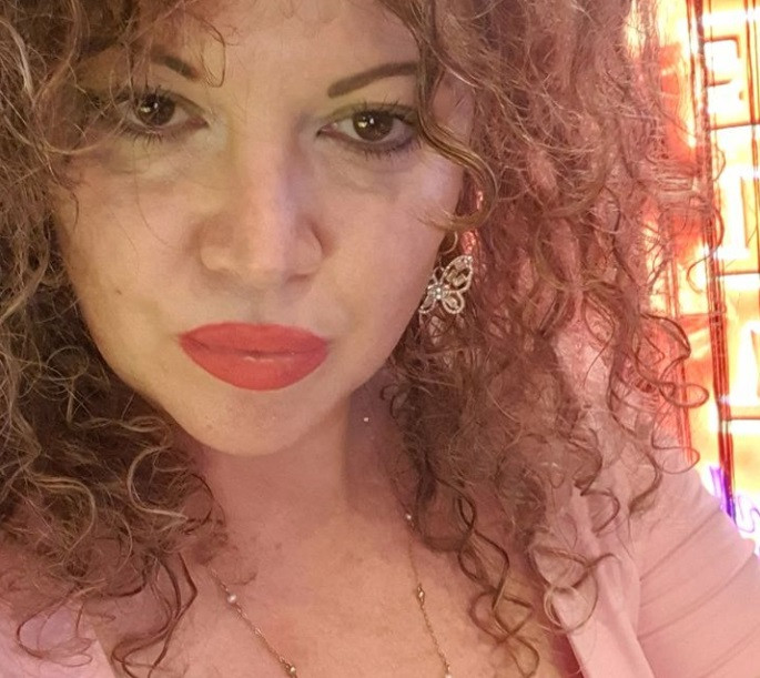 Oana Lis, primele declarații după ce soțul ei s-a prăbușit în casă. A chemat pompierii: „Un alt moș îmi găsesc oricând”