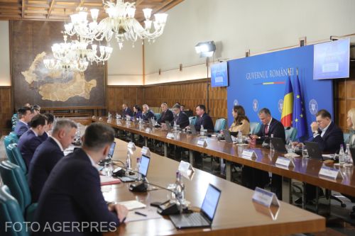 Amânarea taxei pe lux până la 30 septembrie pentru clădiri și vehicule de valoare