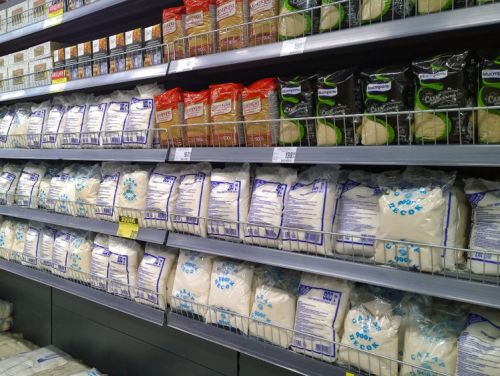 Cea mai dulce otravă. Câte kilograme de zahăr consumă un român, fără să știe, într-un an