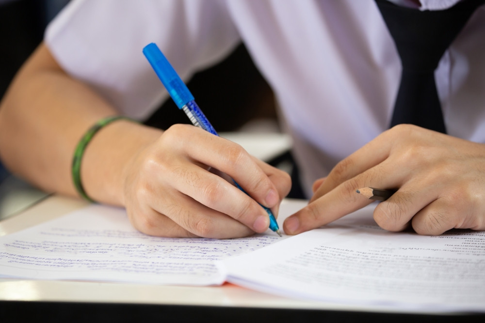 Simulare Bacalaureat 2023. A treia probă pentru elevii claselor a XII-a. La ce materie vor susține astăzi examenul. Când vor fi disponibile subiectele