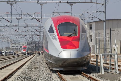 Intârzieri semnificative pentru trenurile spre Aeroportul Otopeni din cauza unei defecțiuni tehnice