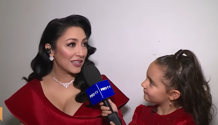 Andra, declarații despre al treilea copil: „Se vede că ne place viața de părinți”