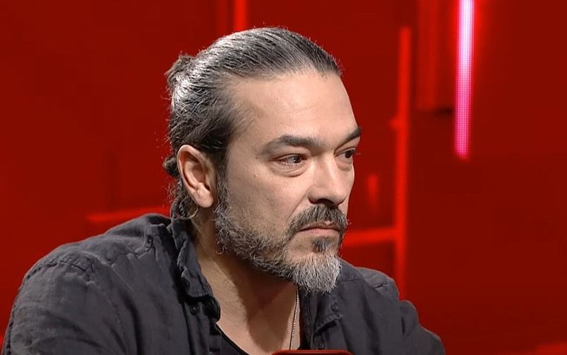 Adrian Despot, invitat la „40 de întrebări cu Denise Rifai”. Artistul, despre depresie și incidentul devenit viral în urmă cu 15 ani