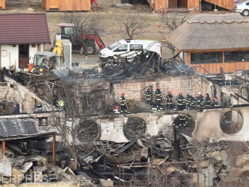 Expertize din dosarul Ferma Dacilor: anchetatorii au aflat de unde a pornit incendiul. Administratorii pensiunii știau de „bomba cu ceas”