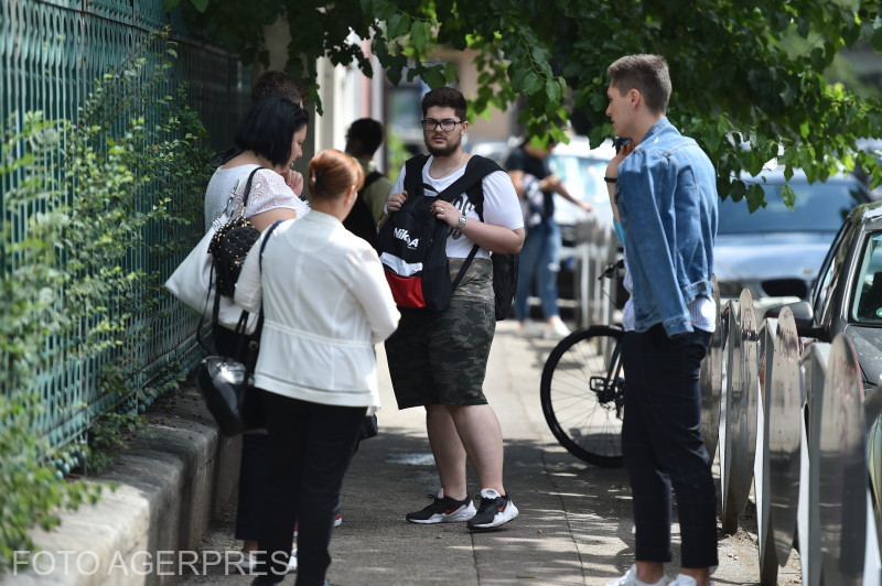 Profesorii, revoltați că sindicaliștii au suspendat greva. Majoritatea ar fi votat împotrivă: „Nu am vrut, evident!”