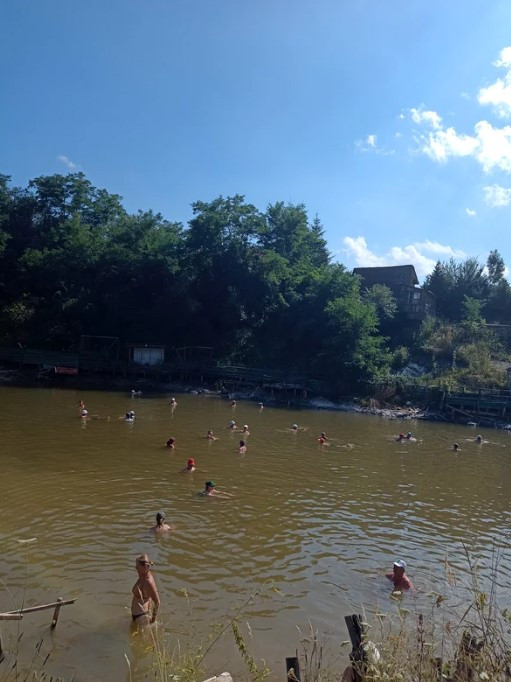 Unde a plecat David Popovici în vacanță. Turiștii au fost surprinși să-l vadă în această destinație modestă