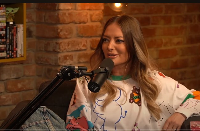 Delia suferă de o afecțiune gravă. Care este boala care o macină zi de zi: „Oamenii dorm, dar eu...”