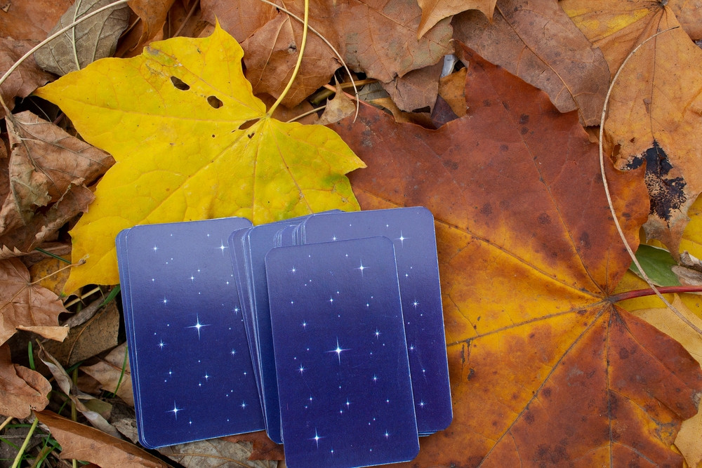 Horoscop magic noiembrie. Ce daruri divine oferă unviersul fiecărei zodii în ultima lună de toamnă