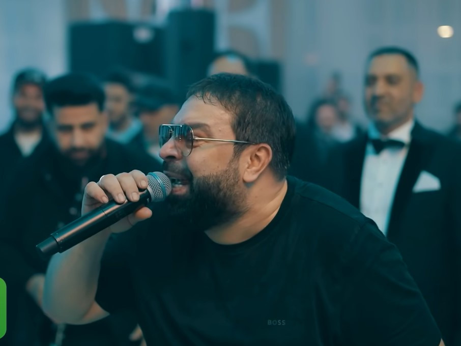 Florin Salam, acuzat că a bătut o femeie într-o cameră de hotel din București. Polițiștii au deschis un dosar penal