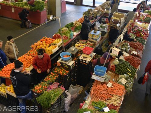 Alimentele de bază, mai scumpe ca în Vest. Cu cât costă mai mult mâncarea în România, față de media UE