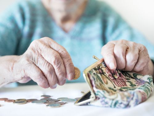 Pensiile românilor vor ajunge mai devreme în luna aprilie. Anunțul ministrului Muncii