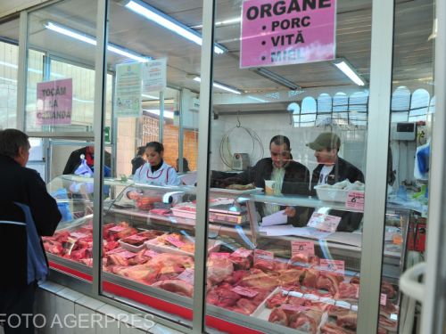 Carnea de porc, mai puțină și mai scumpă: va avea un preț mai mare până în decembrie. Specialiștii explică fenomenul