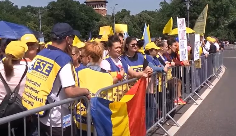 Guvernul vine cu o nouă soluție pentru profesorii aflați în grevă. Sindicatele propun o altă variantă