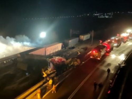32 de morți și 85 de răniți în Grecia după o coliziune între două trenuri. Armata, mobilizată pentru operațiunile de salvare