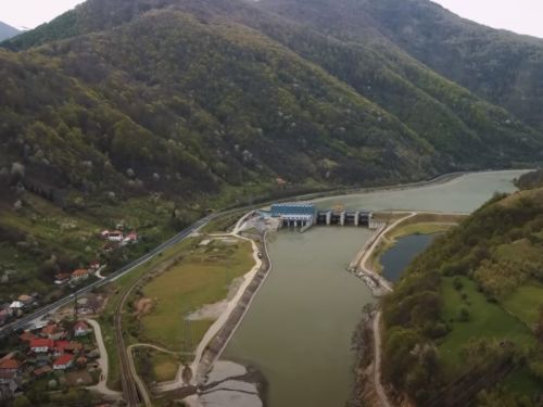 Au început lucrările la cel mai dificil tronson de autostradă din istoria României. Are 31 de Km