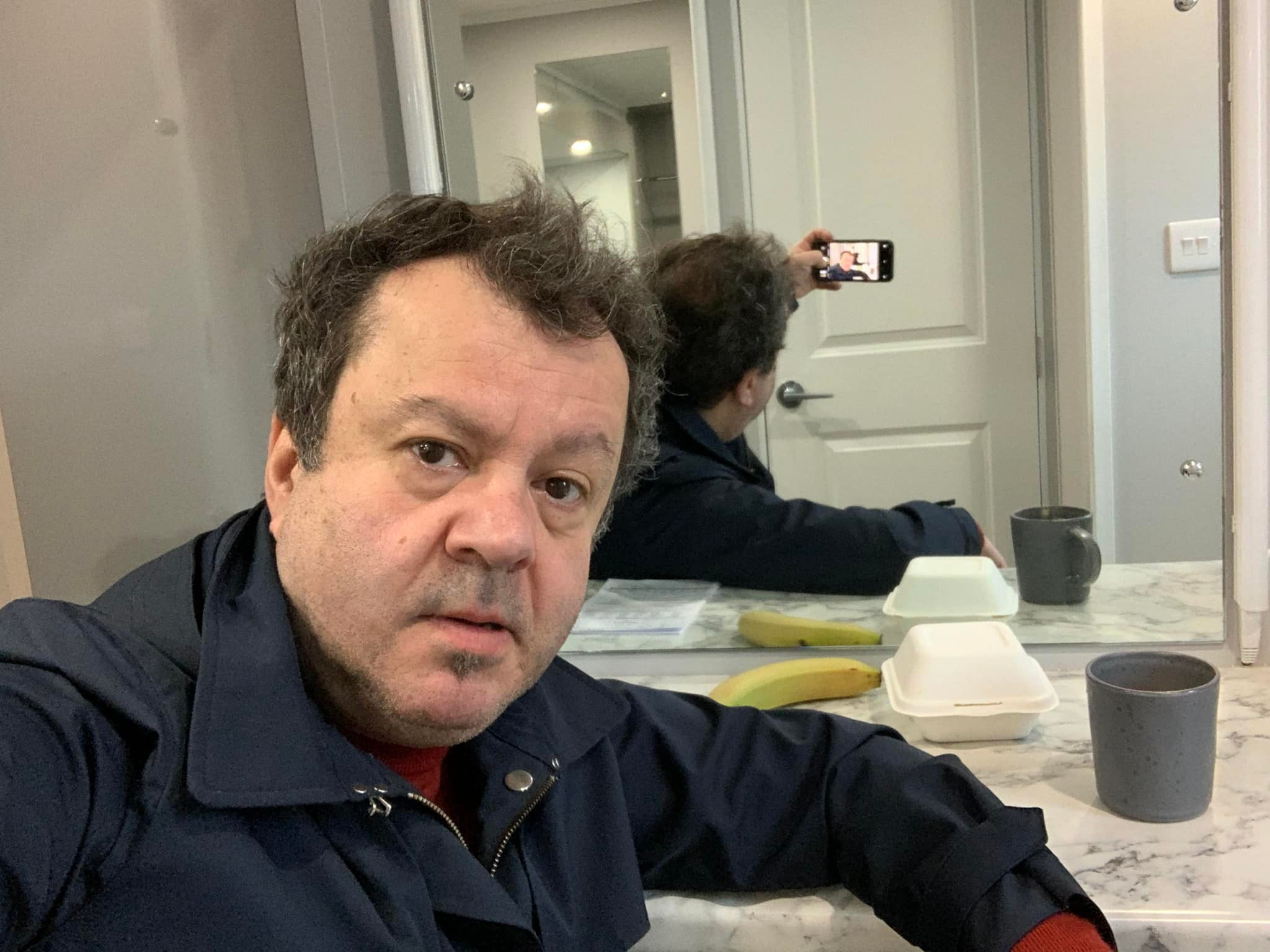 Cu ce se ocupă Dragoș Moștenescu în Londra. Actorul din La Bloc a plecat din România în urmă cu 6 ani