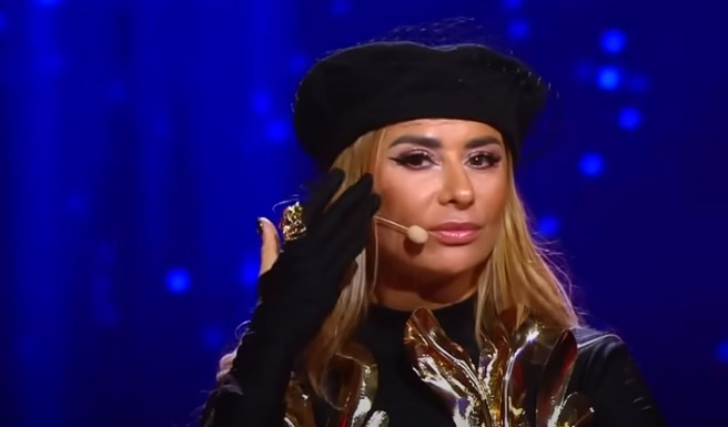 Anamaria Prodan, pe scena de la iUmor. Impresara, ironică la adresa bărbaților: „Nouă copii cu trei neveste”