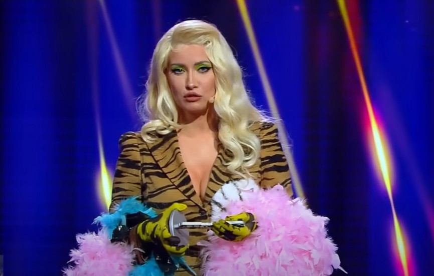 Iulia Albu i-a desființat pe Anda Adam și pe partenerul ei. Nu a iertat-o nici pe Denise Rifai