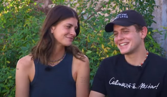 Aris și Laura Giurcanu au dormit în același pat la America Express: „Când ești așa de frumoasă, e greu să rezist”