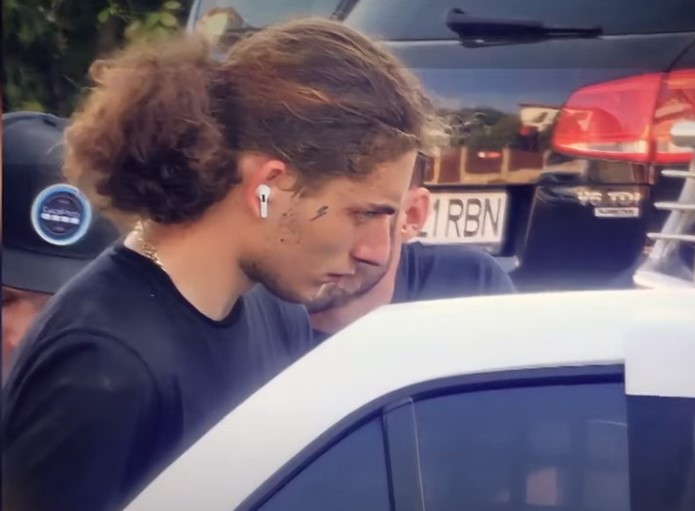 Familia lui Vlad Pascu s-a reunit la DIICOT. Cum a încercat mama să-și scape fiul de pușcărie și ce au găsit anchetatorii în casa tatălui