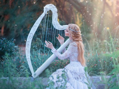 Horoscopul lunii Iunie 2023: Află ce îți rezervă astrele în această lună!