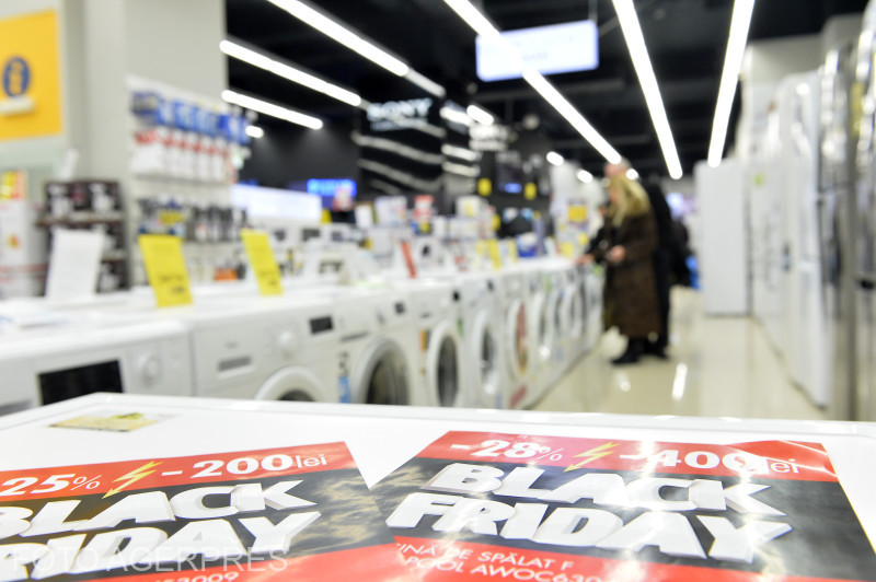 Românii, pregătiți pentru reducerile de Black Friday 2023. Când va fi ziua cu cele mai mari oferte