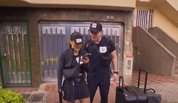 Aris și Alexia Eram, opriți de poliție în America Express. Care a fost adevăratul motiv: „Erau doi polițiști foarte agresivi”