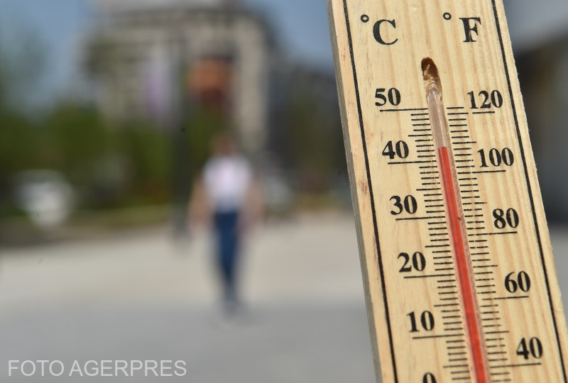 ANM: Două coduri roșii de caniculă. Zonele unde se vor resimți peste 55 de grade